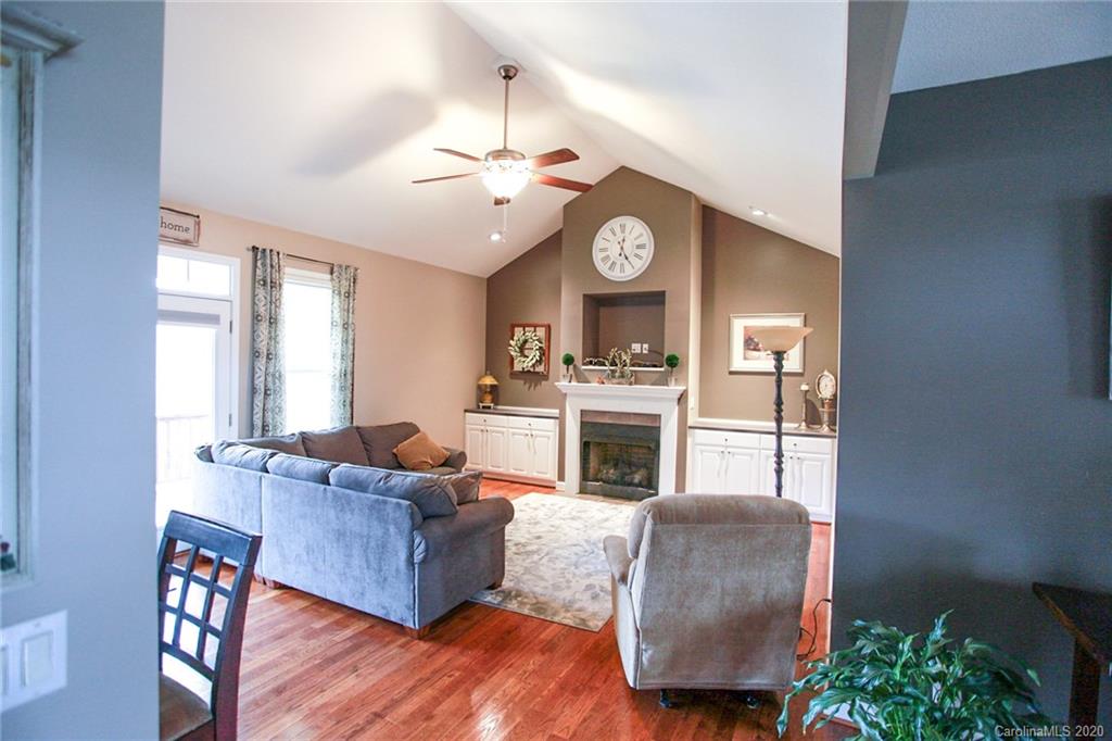 685 Bryson Road Candler, NC 28715 - Photo 8 of 41 Gallery Image 8