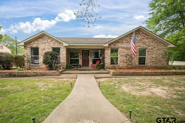 $380,000 | 13840 County Road 2122, Tyler, TX 75707