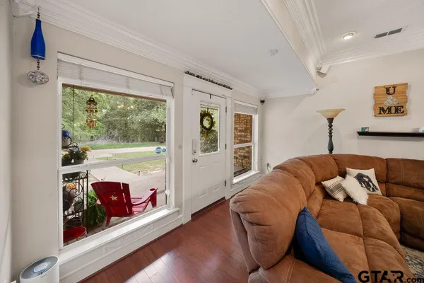 $380,000 | 13840 County Road 2122, Tyler, TX 75707