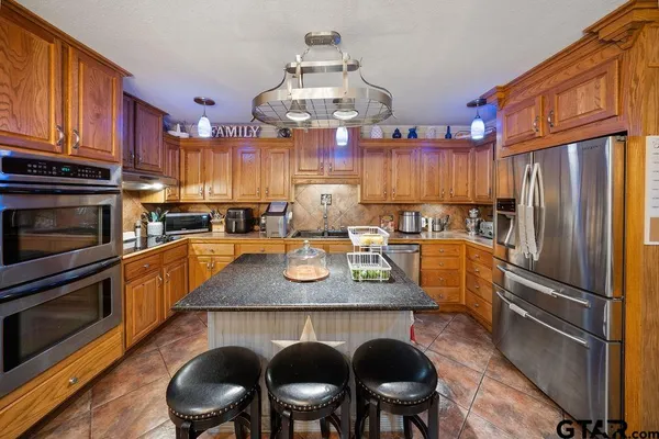 $380,000 | 13840 County Road 2122, Tyler, TX 75707