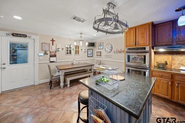 $380,000 | 13840 County Road 2122, Tyler, TX 75707