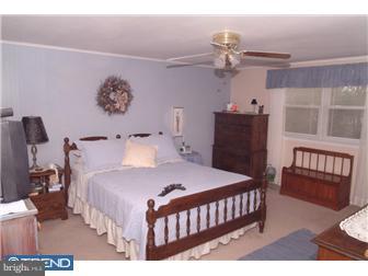 1157 Bloomdale Road Philadelphia, PA 19115 - Photo 9 of 12 Bedroom - Main