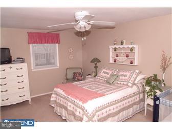 1157 Bloomdale Road Philadelphia, PA 19115 - Photo 10 of 12 Bedroom 2