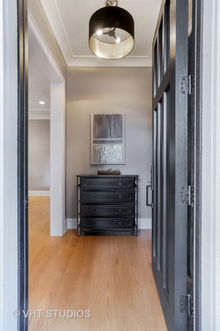 3541 North Marshfield Avenue Chicago, IL 60657 - Photo 4 of 72