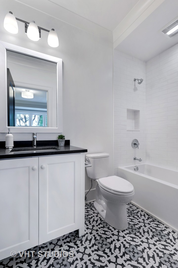 3541 North Marshfield Avenue Chicago, IL 60657 - Photo 43 of 72