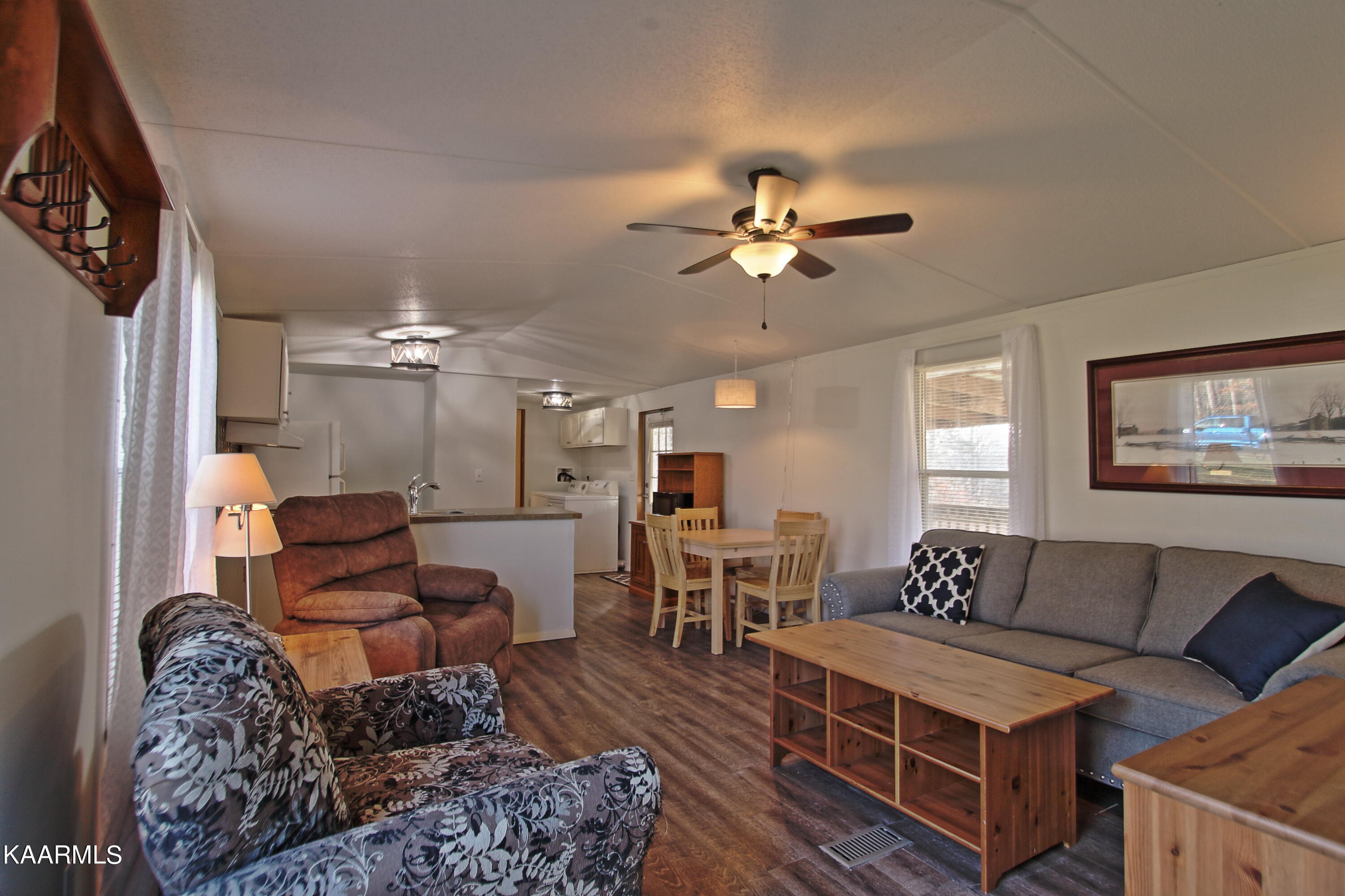 705 Yellow Cliff Road Jamestown, TN 38556 - Photo 4 of 19 yc12