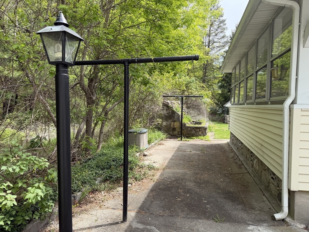 33 Highland Street Webster, MA 01570 - Photo 34 of 42