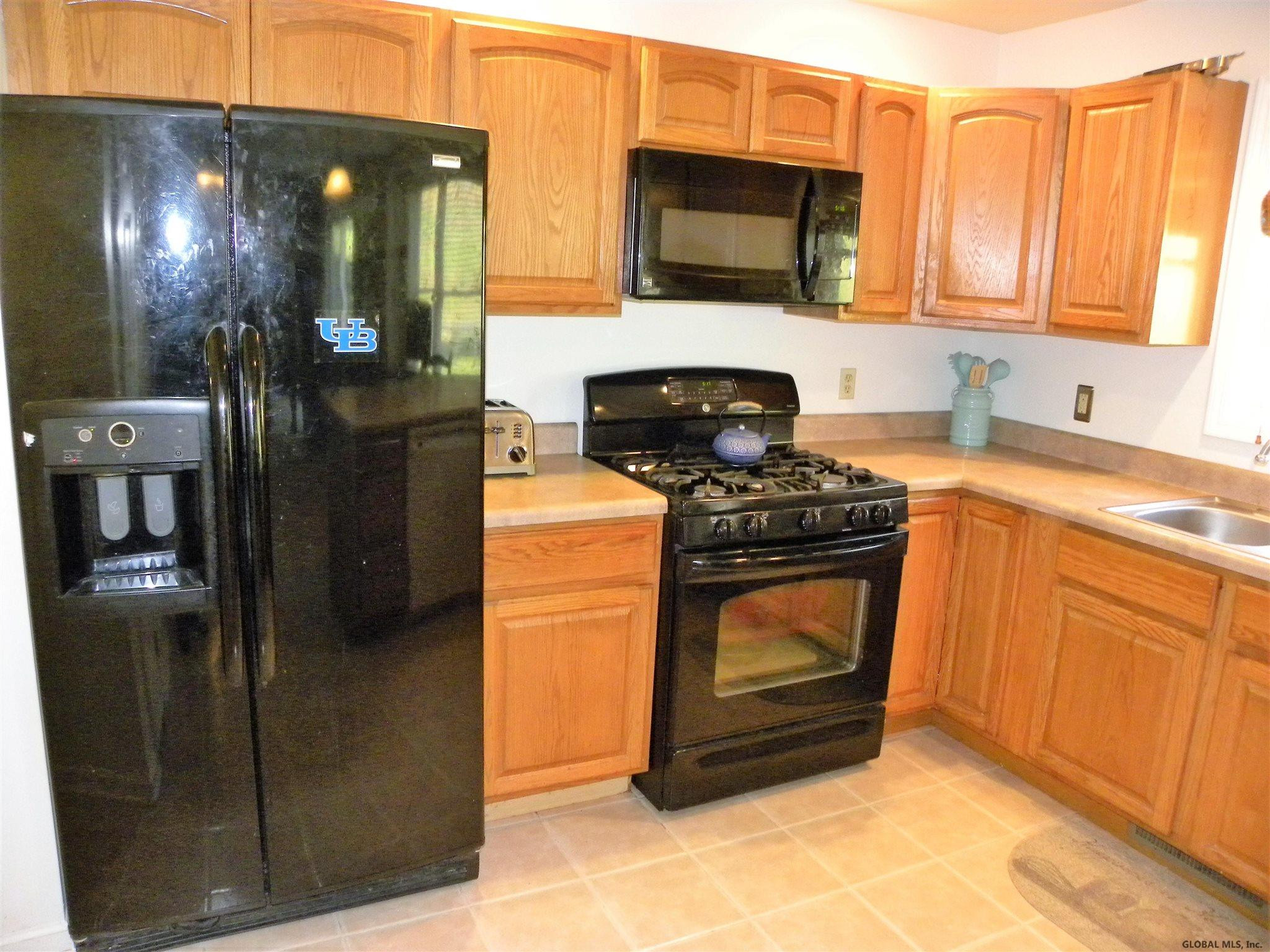 5 Ryan Road Troy, NY 12182 - Photo 8 of 25 Photo 8