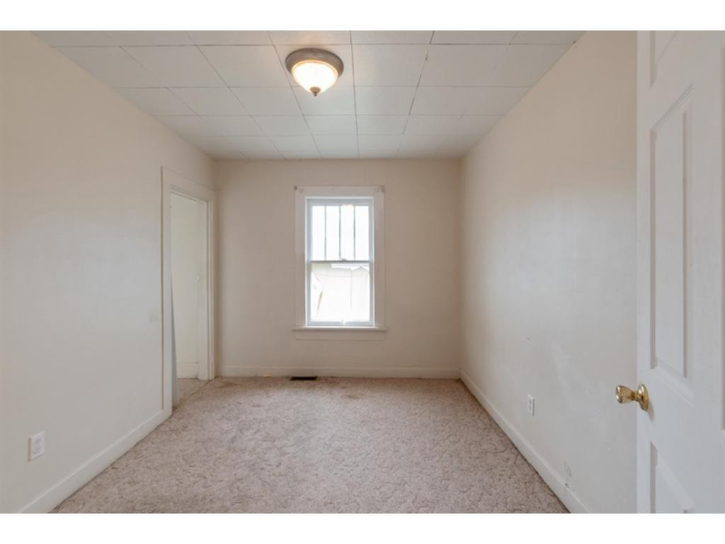 145 Sandcave Road Ewing, VA 24248 - Photo 7 of 13 Photo 8