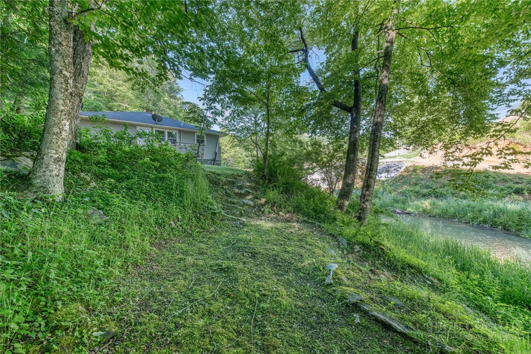 473 Cow Camp Road Newland, NC 28657 - Photo 45 of 49