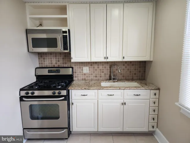 $1,700 | 3818 Ridge Pike, Unit 2, Collegeville, PA 19426