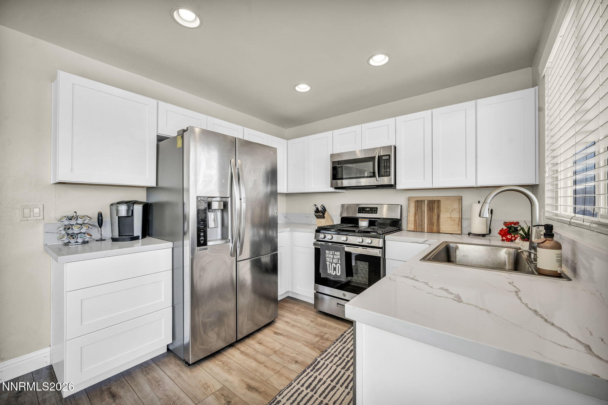 6905 Peppermint Drive Reno, NV 89506 - Photo 15 of 47 34-web-or-mls-6905-peppermint-dr