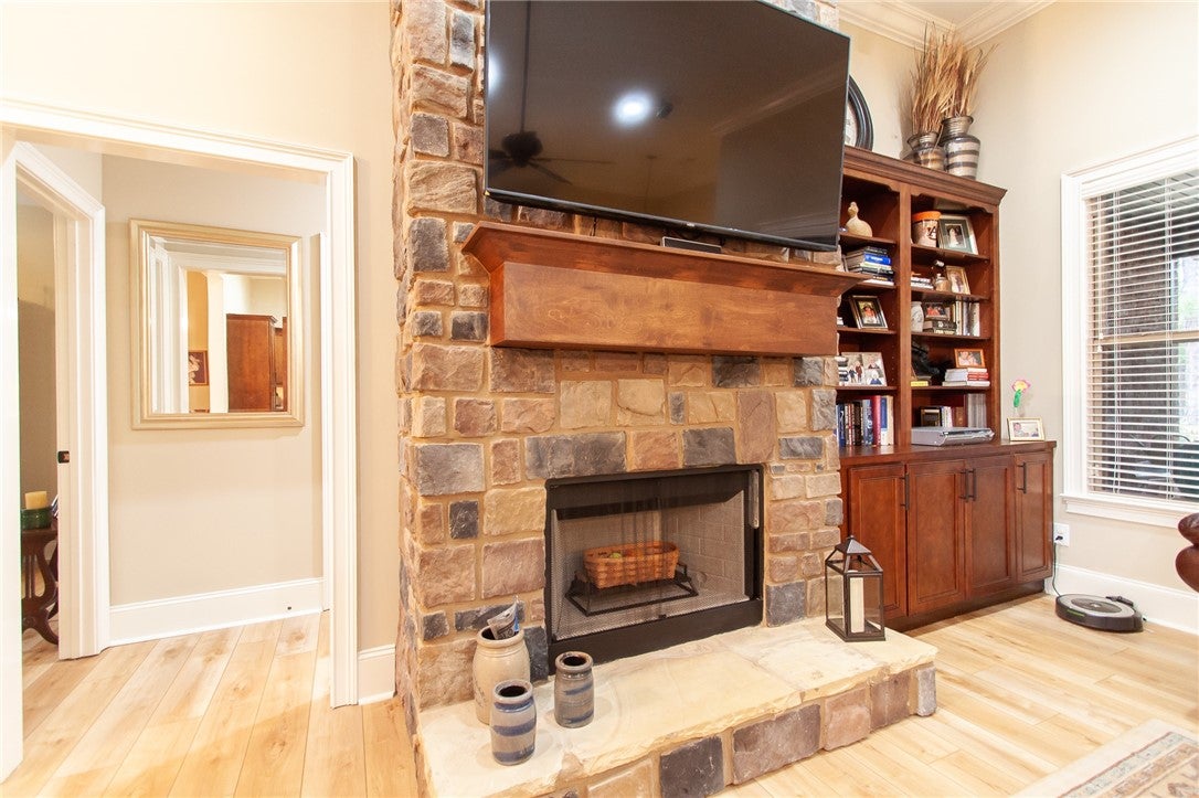 1818 Trail Ridge Road Auburn, AL 36830 - Photo 29 of 40 Stone hearth woodburning fireplace