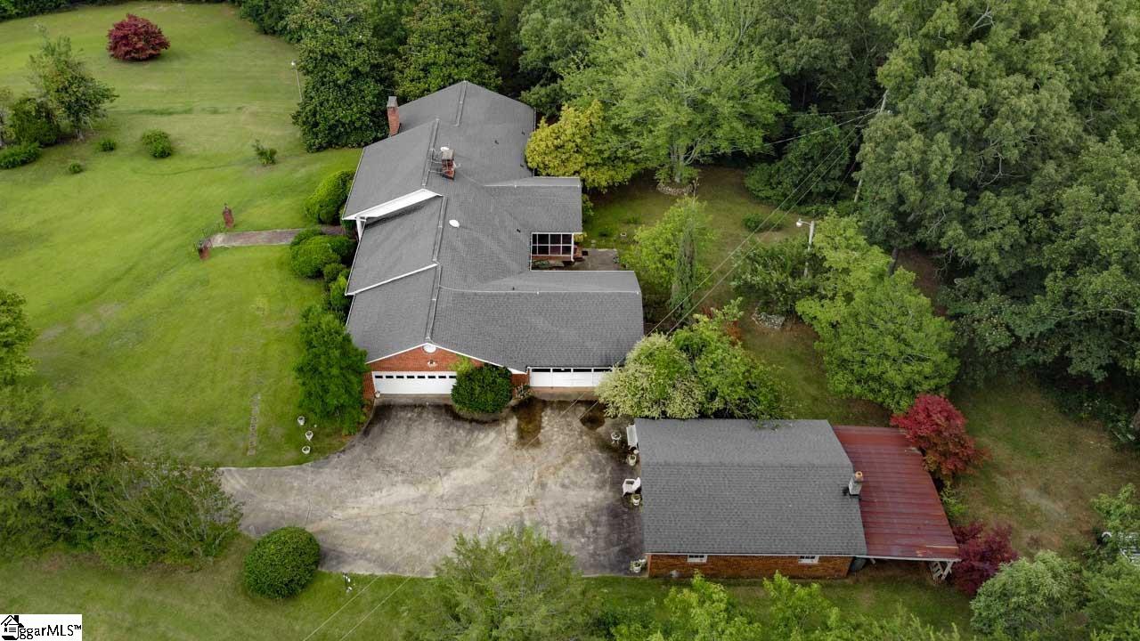 955 Chinquapin Road Travelers Rest, SC 29690 - Photo 26 of 36 Gallery Image 26