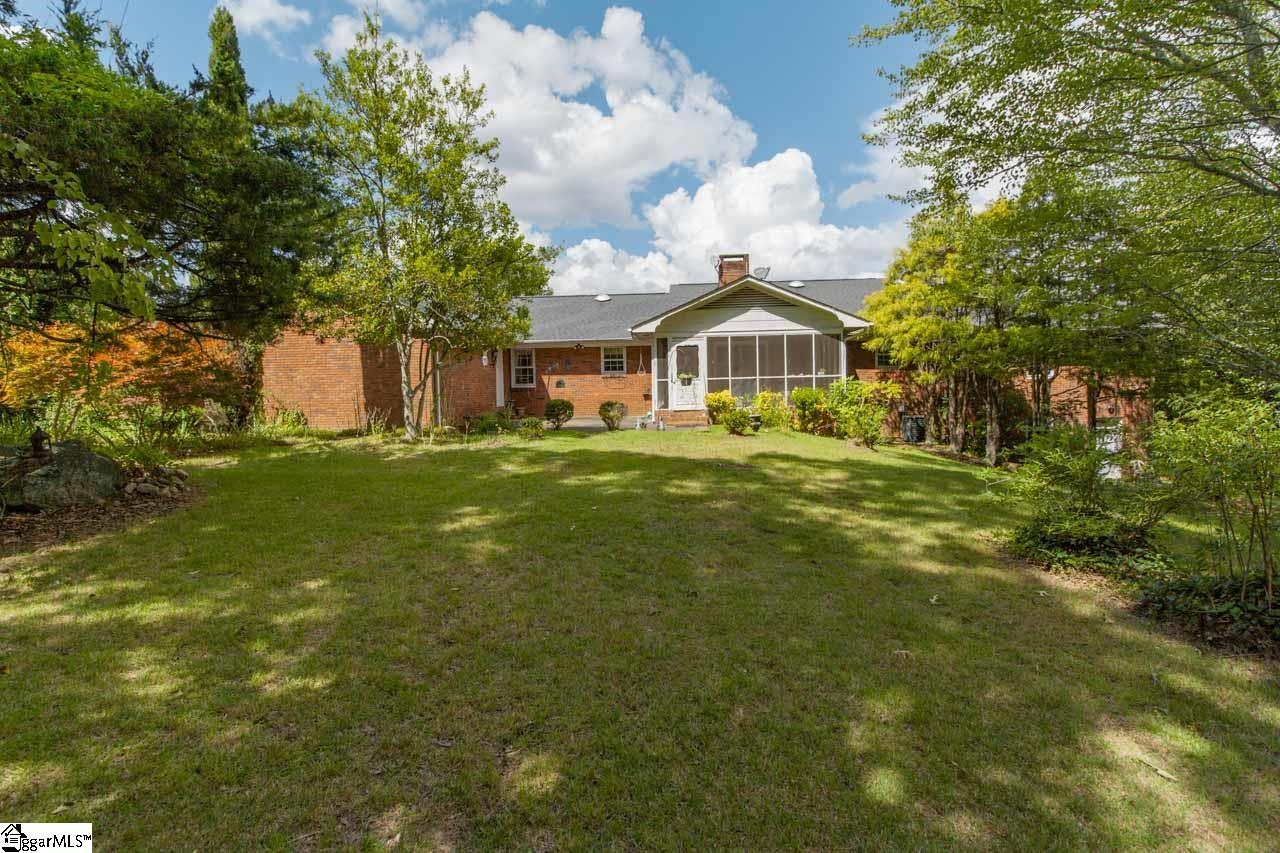 955 Chinquapin Road Travelers Rest, SC 29690 - Photo 33 of 36 Gallery Image 33