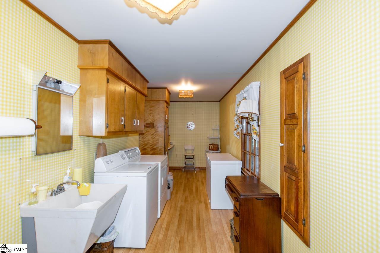 955 Chinquapin Road Travelers Rest, SC 29690 - Photo 8 of 36 Gallery Image 8