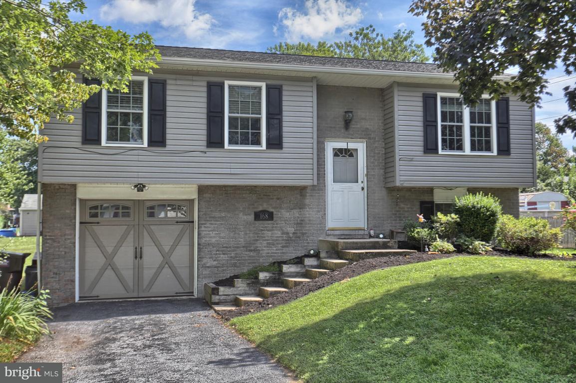 168 Summer Lane Lititz, PA 17543 - Photo 1 of 19 Gallery Image 1
