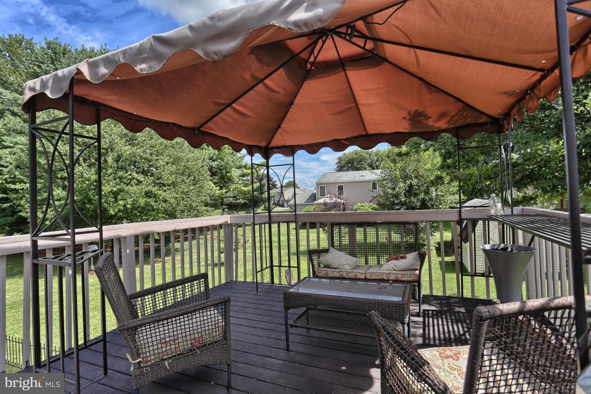 168 Summer Lane Lititz, PA 17543 - Photo 3 of 19 Gallery Image 3