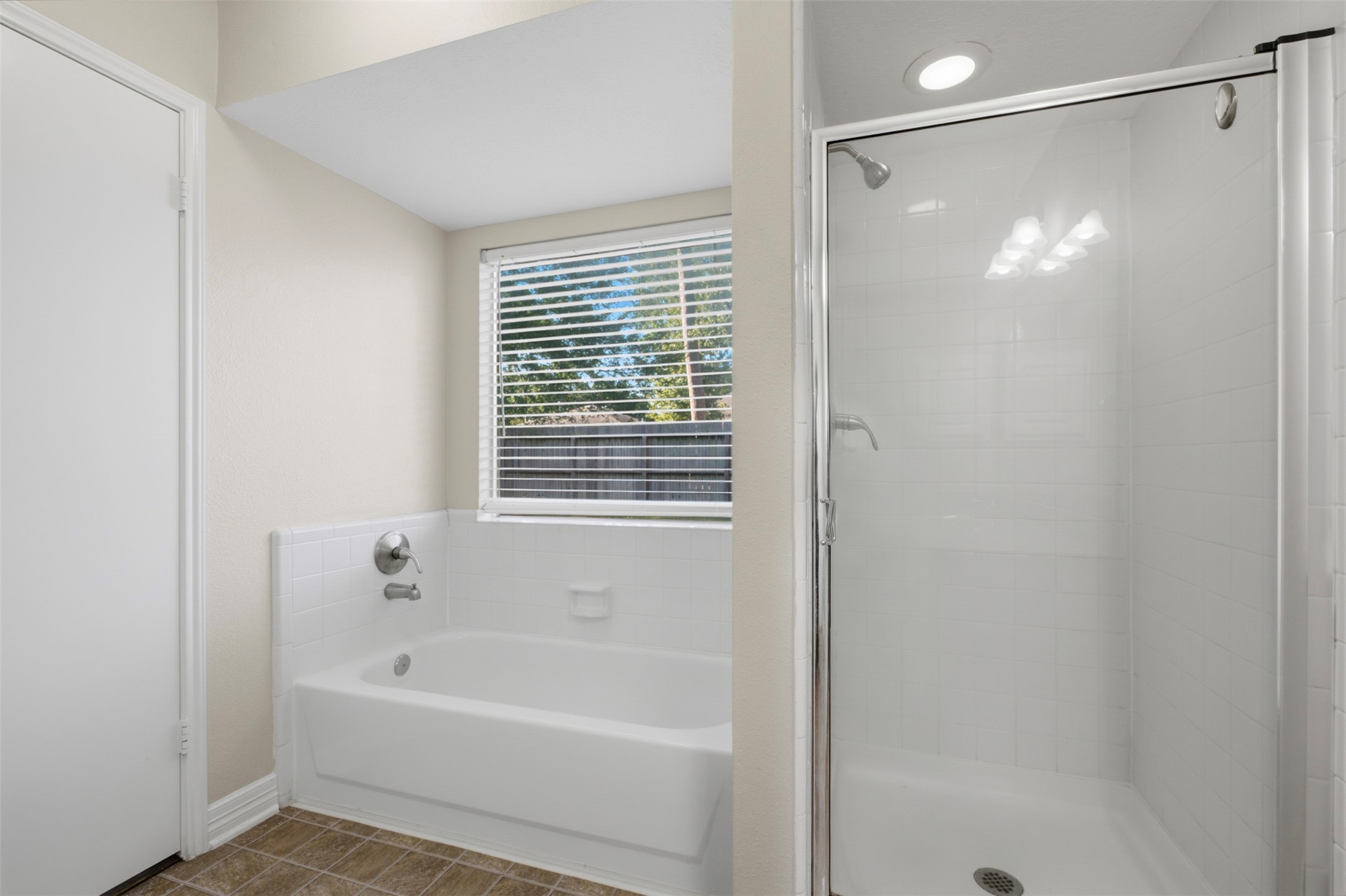 25931 Richards Road Spring, TX 77386 - Photo 19 of 27 Gallery Image 19
