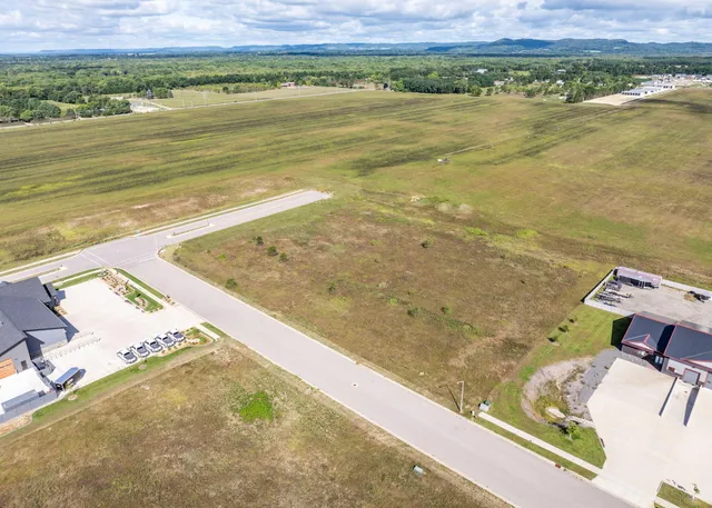 $325,000 | 2603 Rotterdam Avenue, Holmen, WI 54636