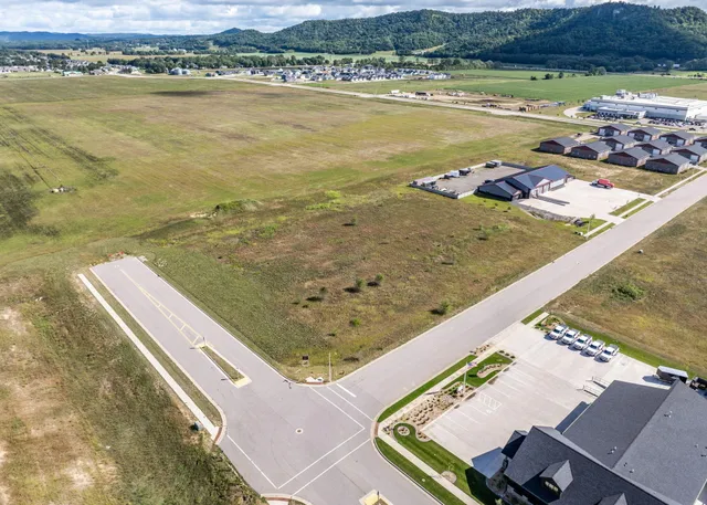 $325,000 | 2603 Rotterdam Avenue, Holmen, WI 54636