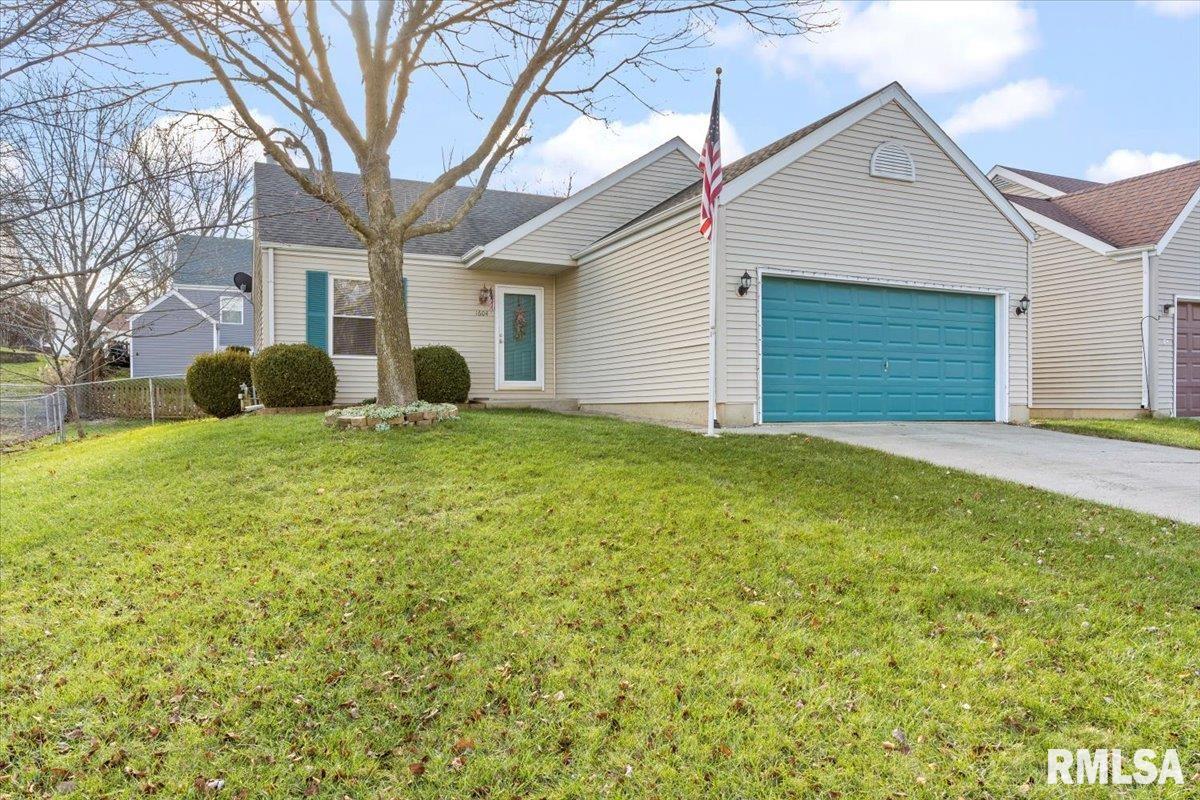 1604 Maureen Court Springfield, IL 62702 - Photo 3 of 31 Gallery Image 3