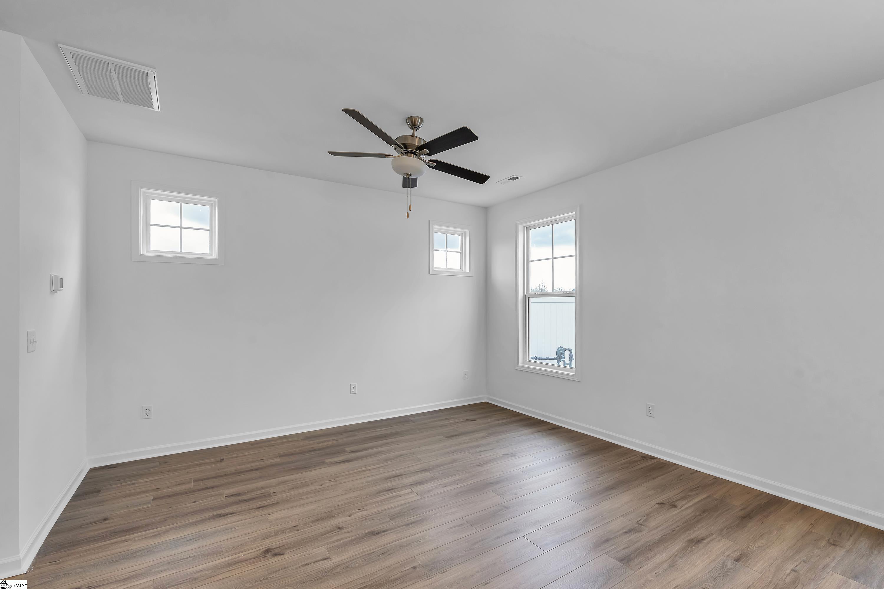 407 Belgrove Way Easley, SC 29640 - Photo 22 of 29