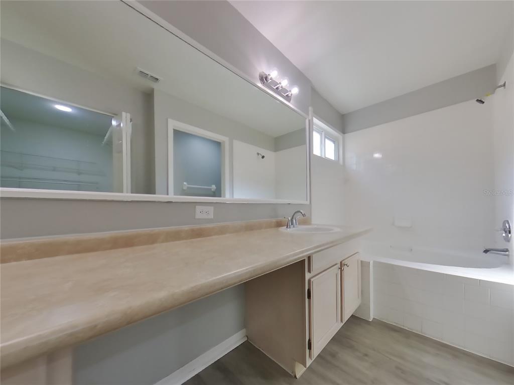 Undisclosed Address Altamonte Springs, FL 32714 - Photo 7 of 18