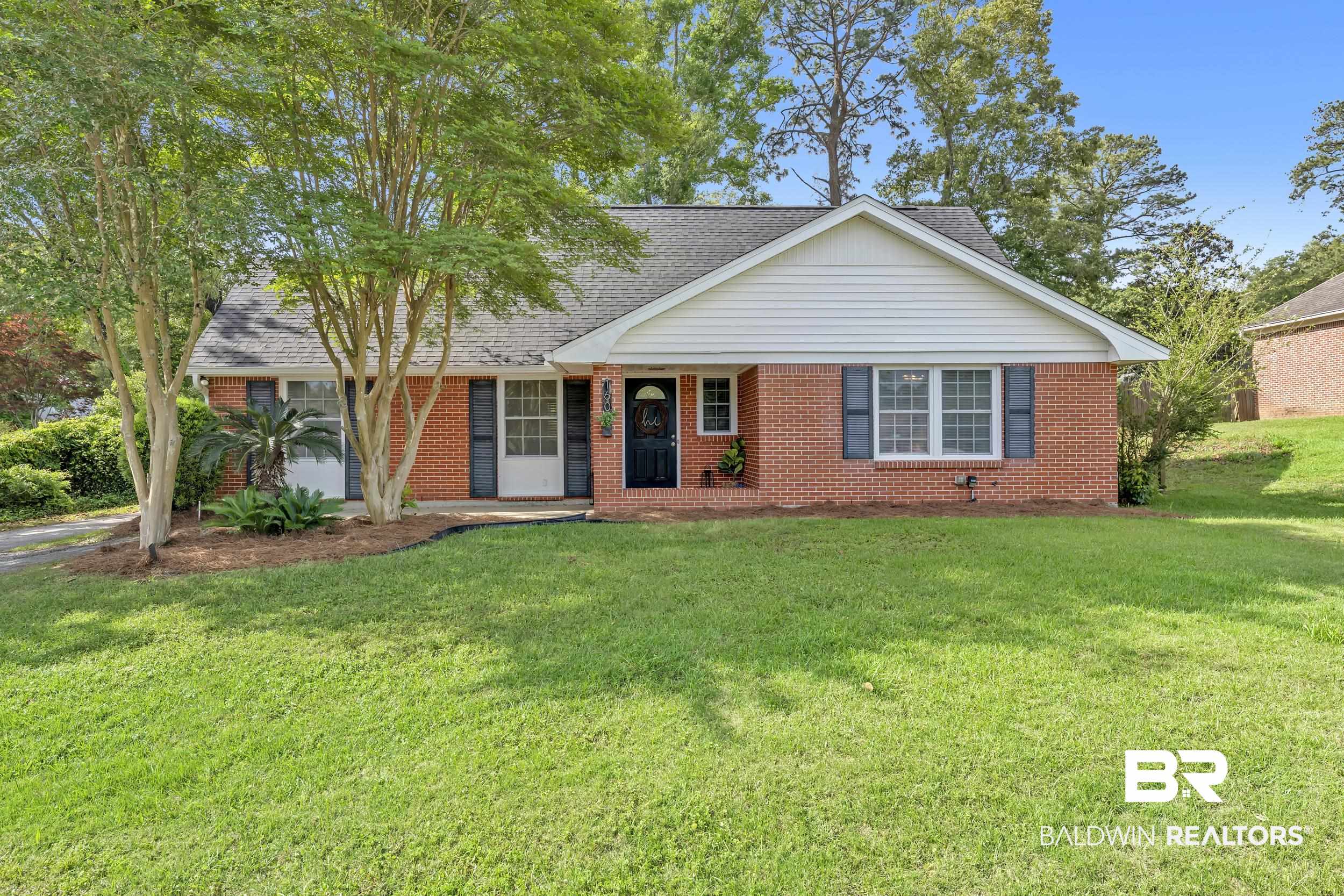 160 Country Club Drive Daphne, AL 36526 - Photo 3 of 74