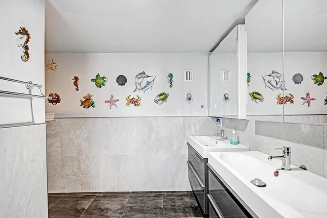 $3,500 | 2000 Jackson Street, Hollywood, FL 33020