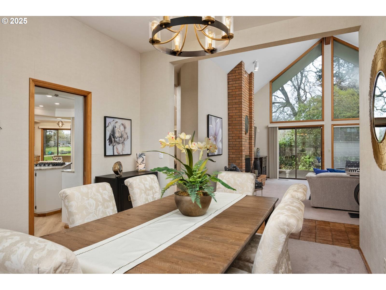 863 Fairway View Drive Eugene, OR 97401 - Photo 12 of 38