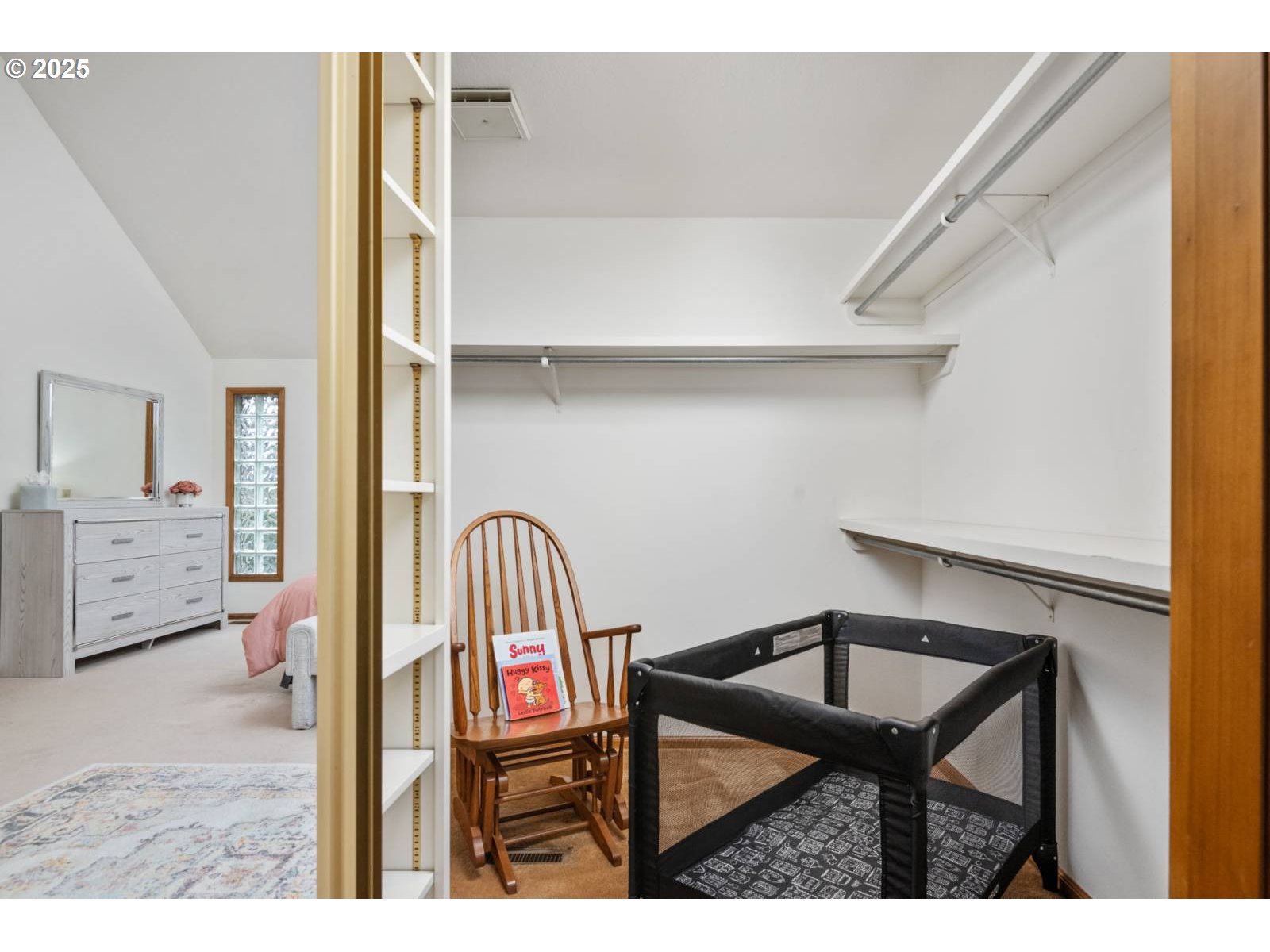 863 Fairway View Drive Eugene, OR 97401 - Photo 19 of 38