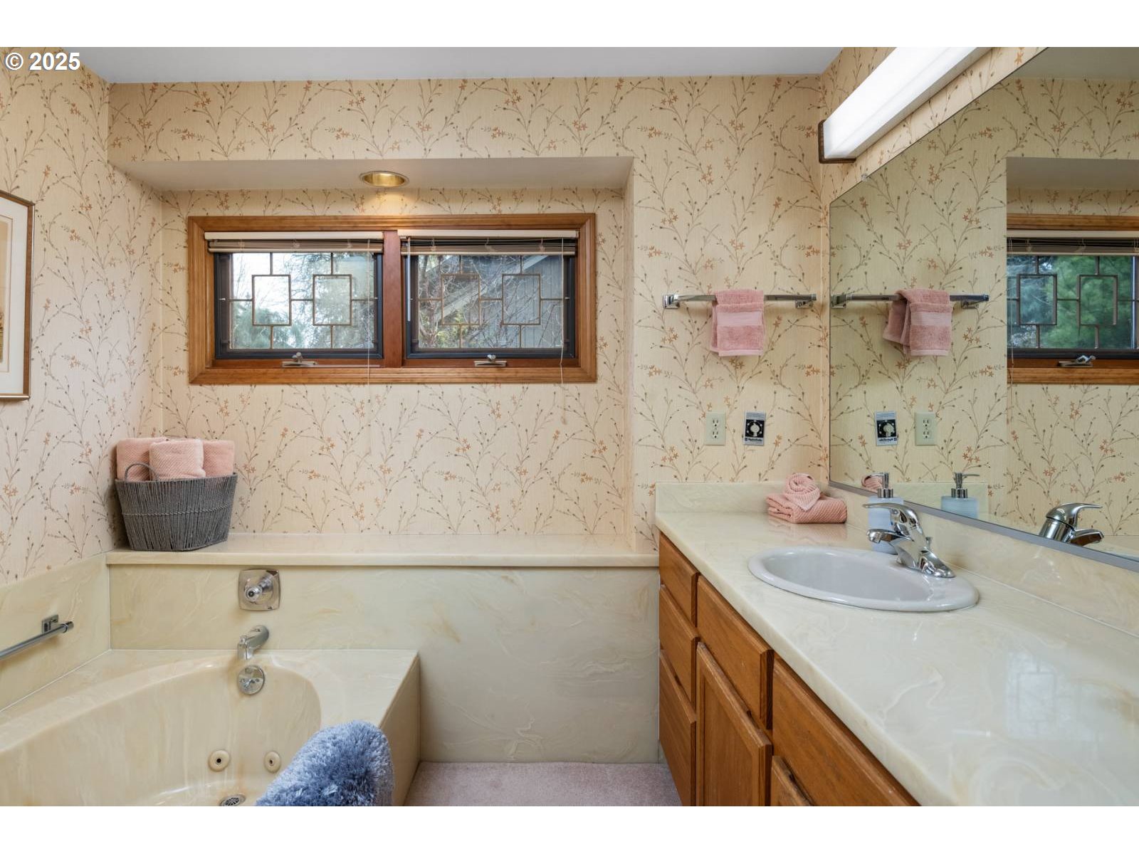 863 Fairway View Drive Eugene, OR 97401 - Photo 21 of 38