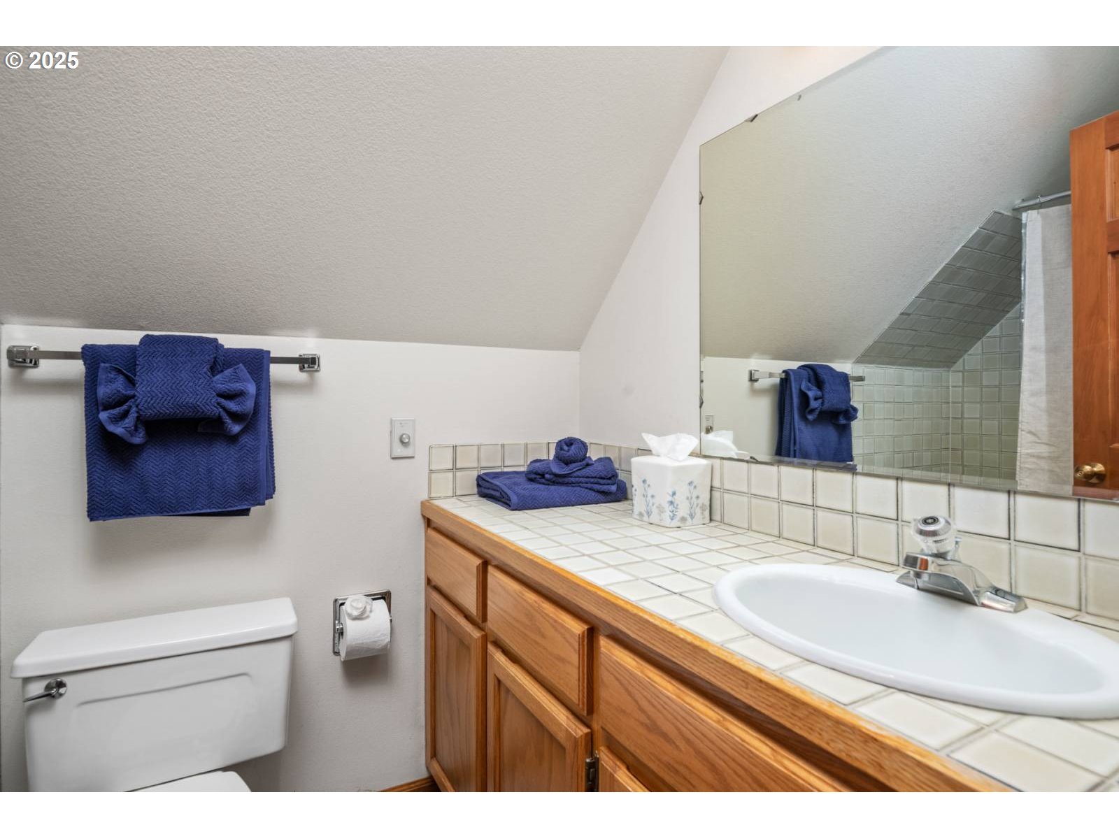 863 Fairway View Drive Eugene, OR 97401 - Photo 32 of 38