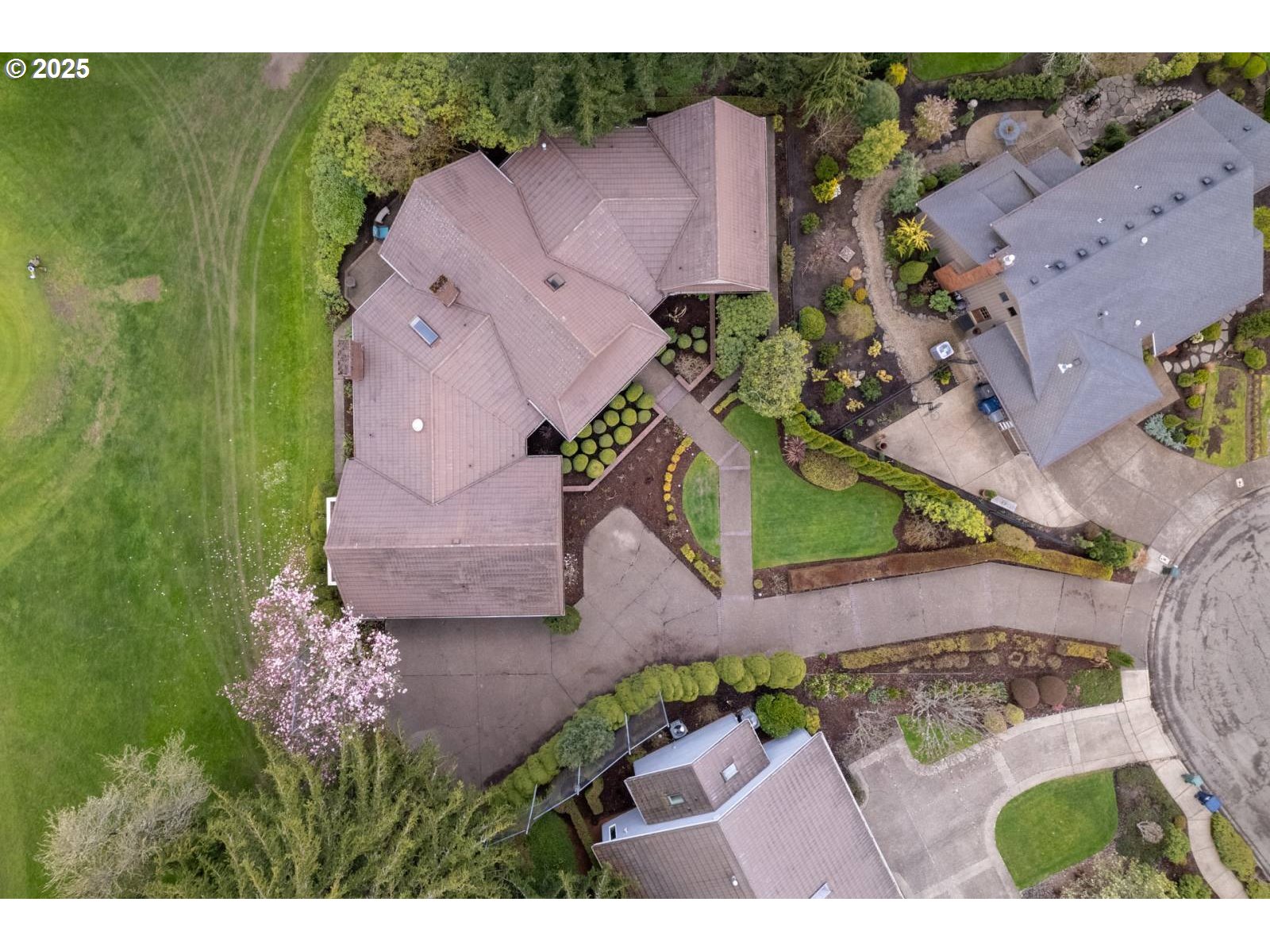 863 Fairway View Drive Eugene, OR 97401 - Photo 4 of 38