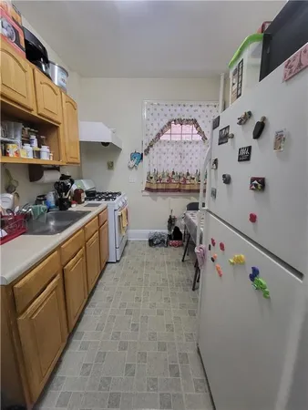 $289,000 | 1513 West 7th Street, Unit 1B | Bensonhurst