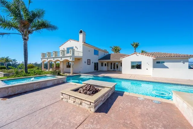 a view of a yard with an outdoor space