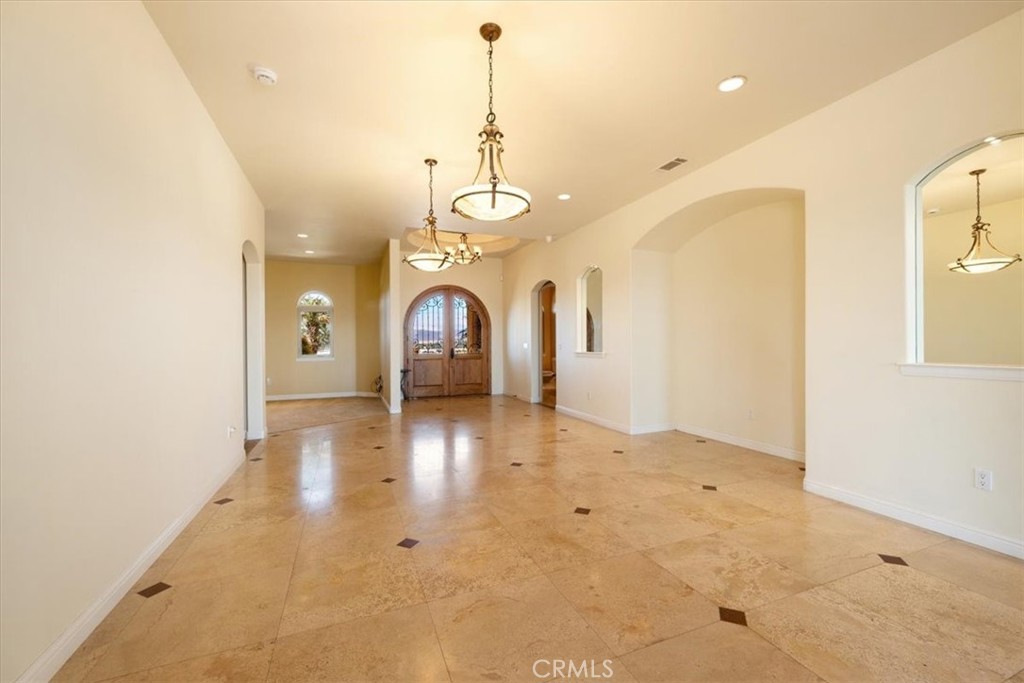 1685 Scenic View Way Nipomo, CA 93444 - Photo 7 of 64 Dining room