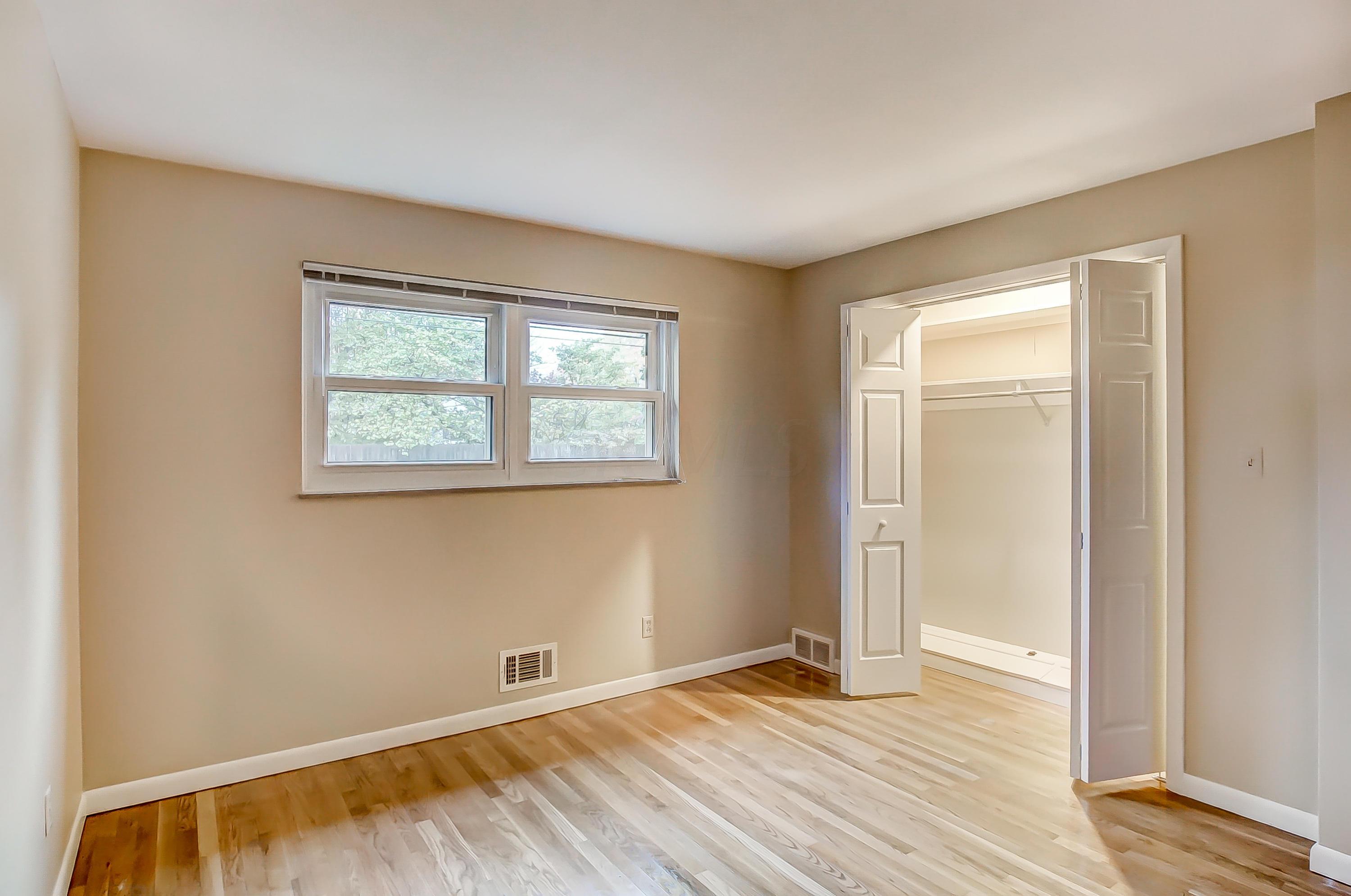 1560 Zollinger Road Upper Arlington, OH 43221 - Photo 20 of 39