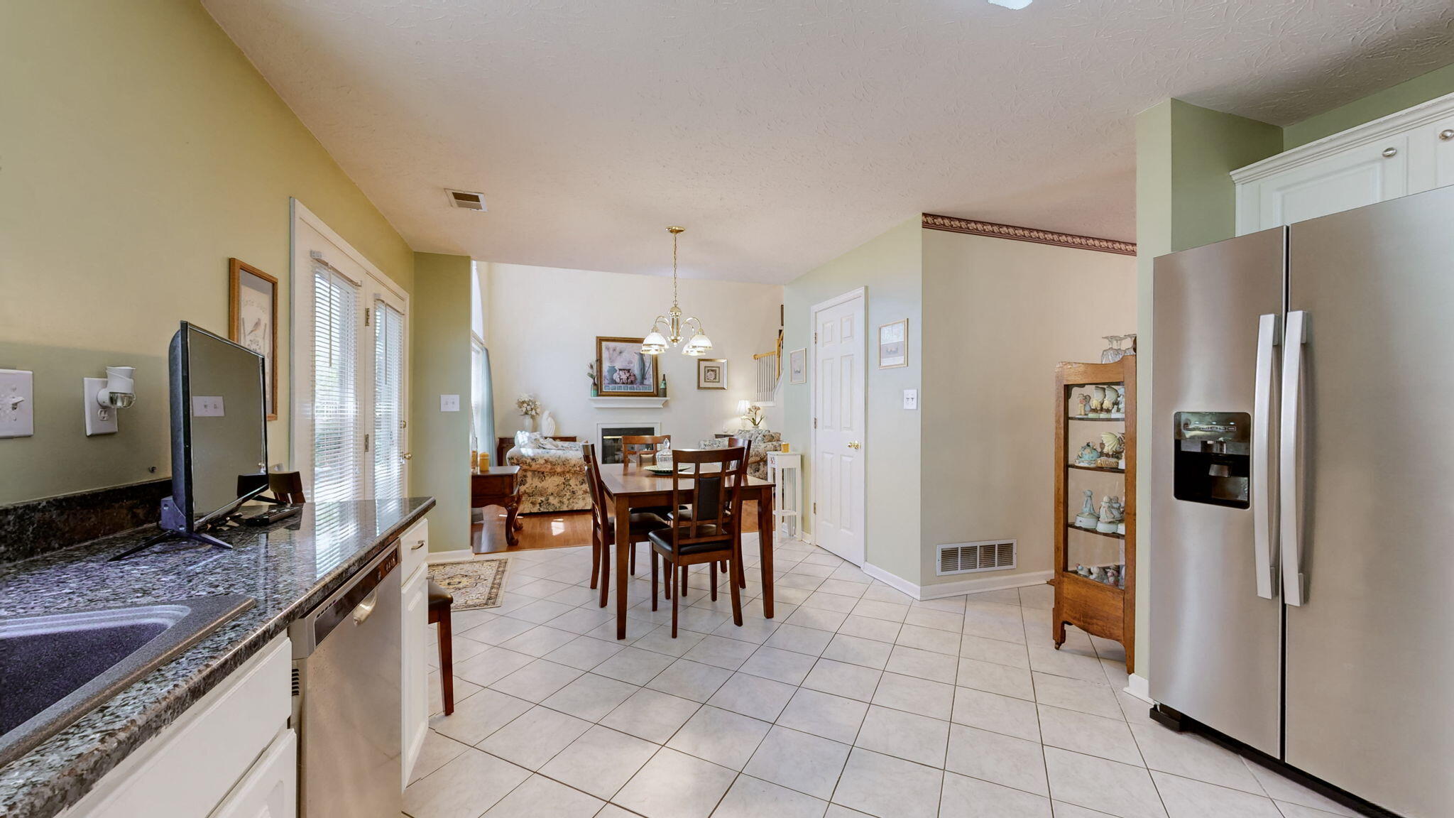 532 Hadlow Street Lexington, KY 40503 - Photo 18 of 49 16-web-or-mls-532 Hadlow St Lexington KY