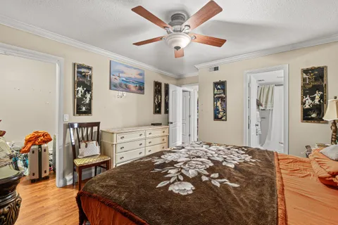 $235,000 | 526 Shady Pine Way, Unit D2, Greenacres, FL 33415