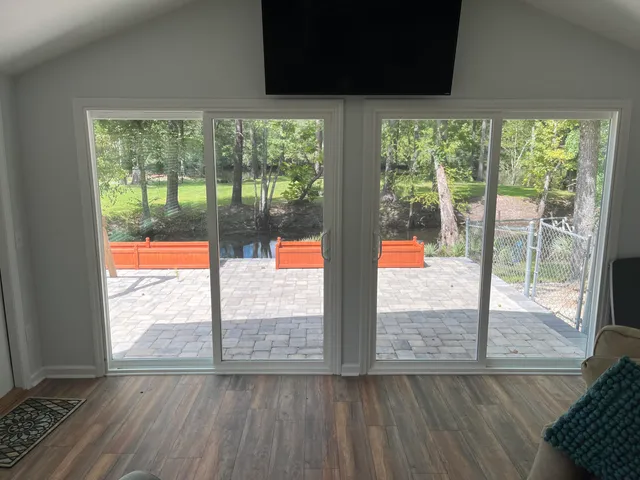 $800,000 | 269 Outwater Lane, Smoaks, SC 29481