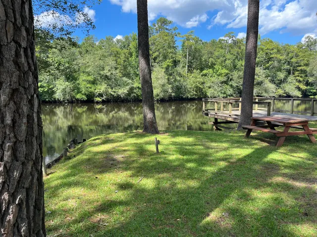 $800,000 | 269 Outwater Lane, Smoaks, SC 29481