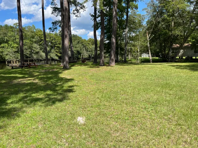 $800,000 | 269 Outwater Lane, Smoaks, SC 29481