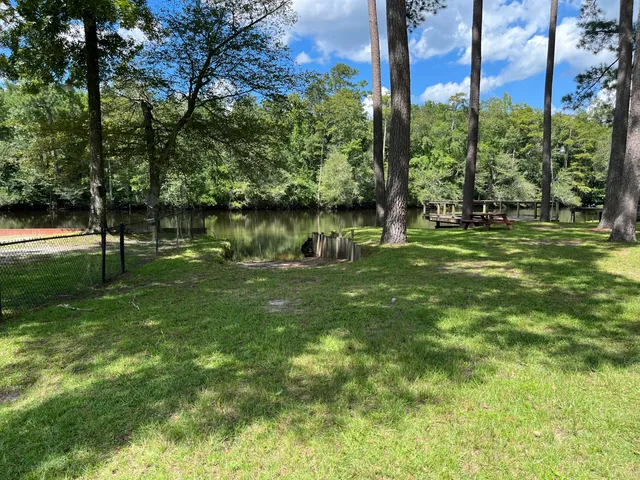 $800,000 | 269 Outwater Lane, Smoaks, SC 29481