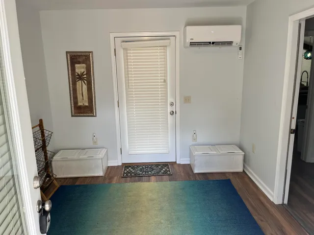 $800,000 | 269 Outwater Lane, Smoaks, SC 29481