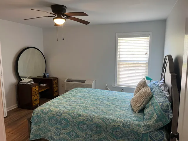 $800,000 | 269 Outwater Lane, Smoaks, SC 29481