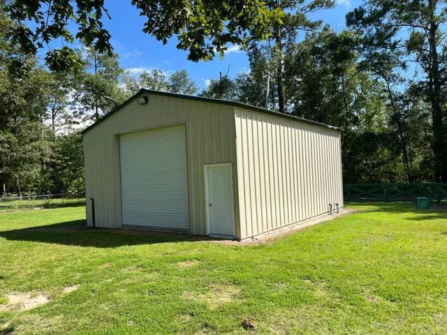 $800,000 | 269 Outwater Lane, Smoaks, SC 29481