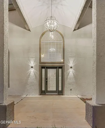 a view of an entryway
