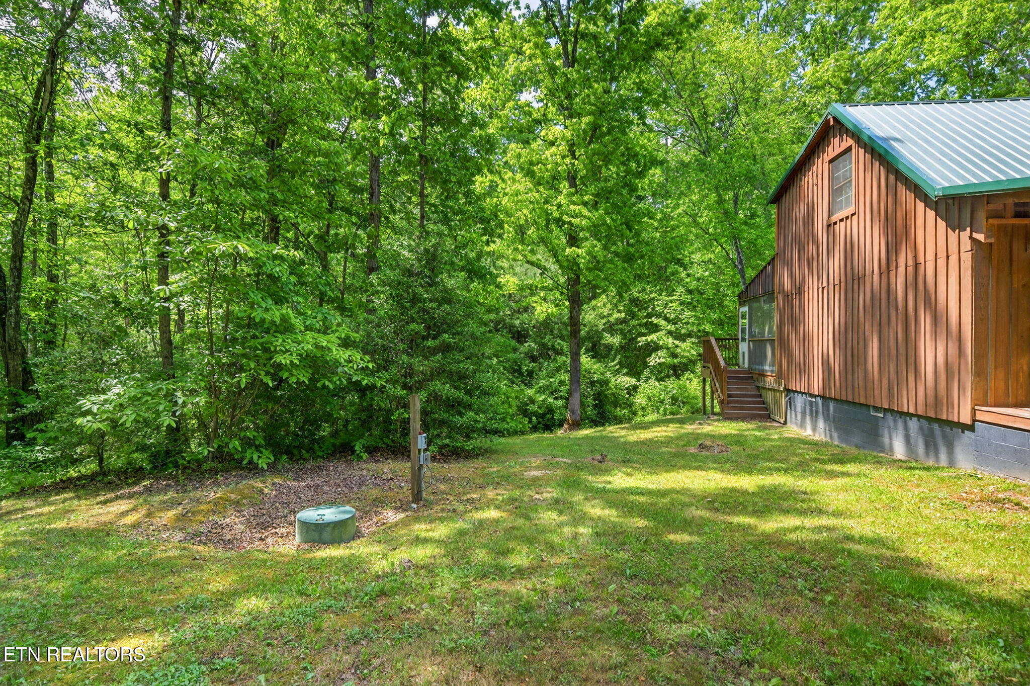 4912 Honey Creek Loop Road Allardt, TN 38504 - Photo 7 of 49 6-web-or-mls-4912 Honey Creek Loop Rd_02
